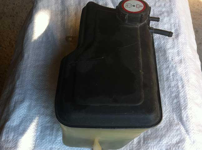 FORD SCORPIO 95/98. 95GB 8A080 AE. 95GB 8A080 BE. Расширительный бачок охлаждающей жидкости. Б/У.