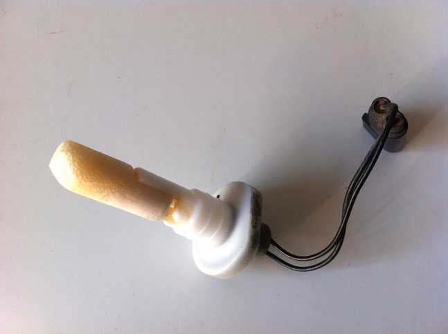 FORD SCORPIO 95/98. 95GB 10K888 AA. Датчик уровня, запас воды для очистки. Датчик уровня омывательной жидкости. Б/У.