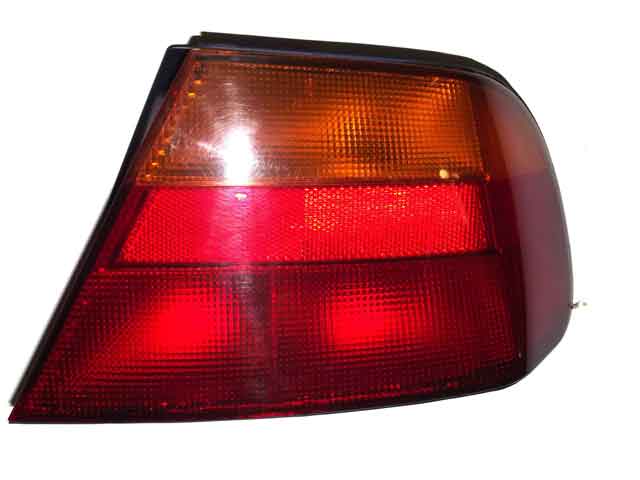 Mitsubishi Carisma. MR179508. Фонарь задний наружный правый. Б/У.