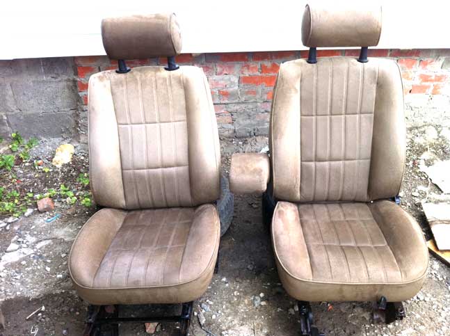 Ford Bronco 2. Сиденья передние. Кожа. Замш. Б/У.